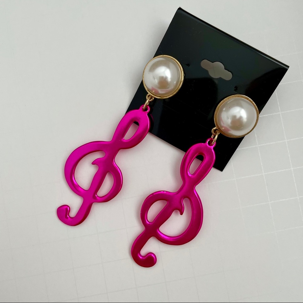 🩷 New ASOS pink musical note music Artist pearl gold tone musician earrings